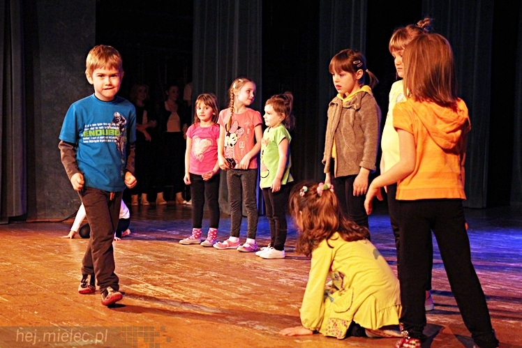 Koncert ?Taneczna Gromadka dla babci i dziadka?