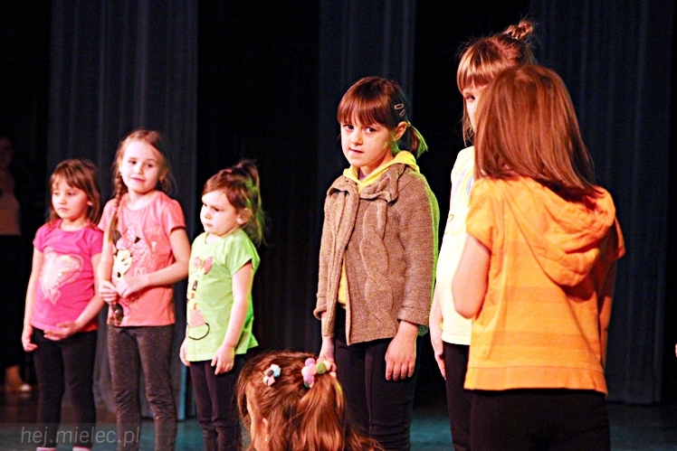 Koncert ?Taneczna Gromadka dla babci i dziadka?