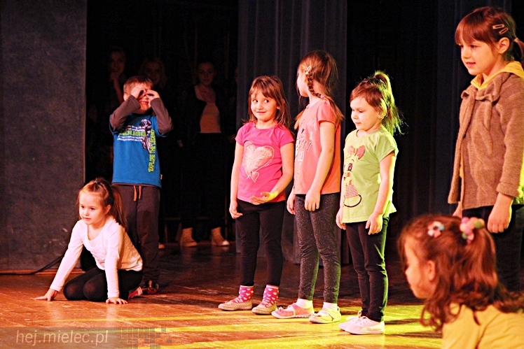 Koncert ?Taneczna Gromadka dla babci i dziadka?