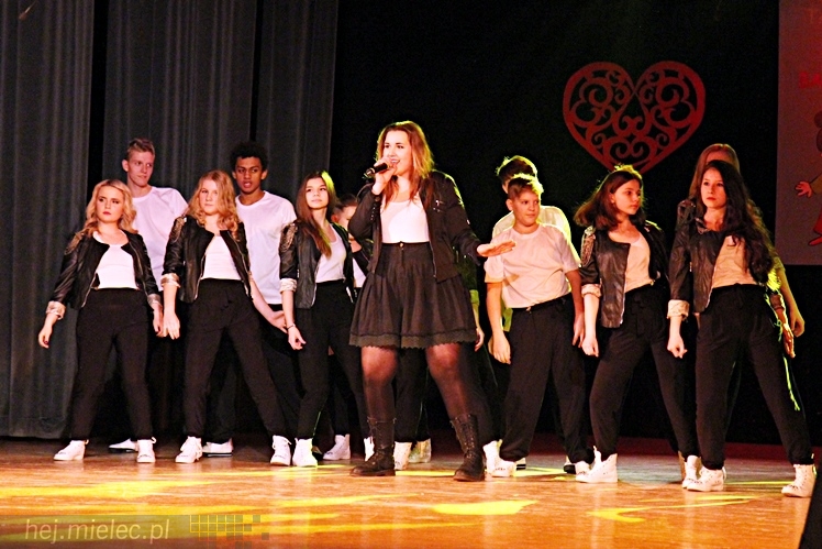 Koncert ?Taneczna Gromadka dla babci i dziadka?