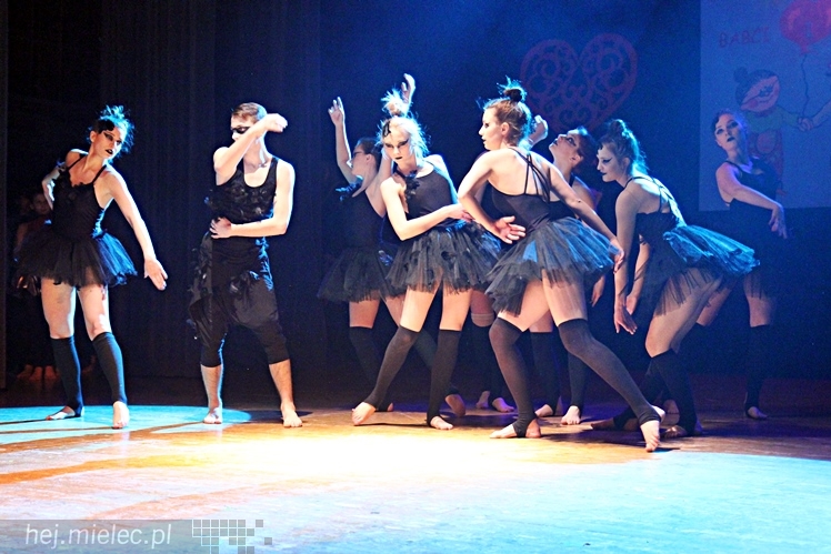 Koncert ?Taneczna Gromadka dla babci i dziadka?