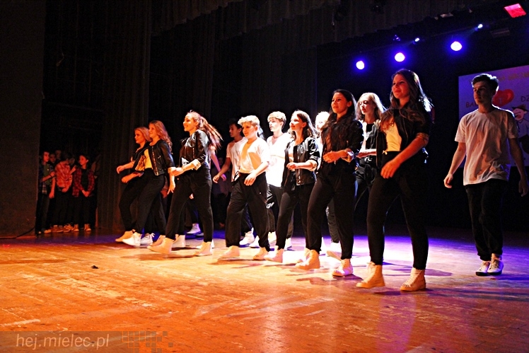 Koncert ?Taneczna Gromadka dla babci i dziadka?