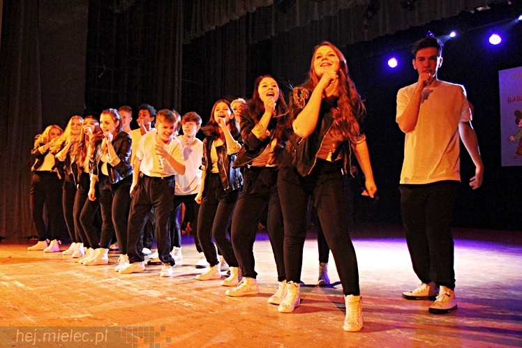 Koncert ?Taneczna Gromadka dla babci i dziadka?