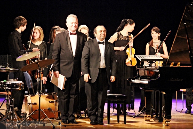 Swingujący Chopin w Mielcu. Wystąpiła Lwowska Orkiestra Kameralna i grupa wyjątkowych solistów [ZDJĘCIA]