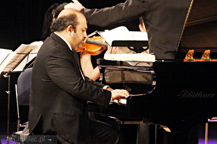 Swingujący Chopin w Mielcu. Wystąpiła Lwowska Orkiestra Kameralna i grupa wyjątkowych solistów [ZDJĘCIA]