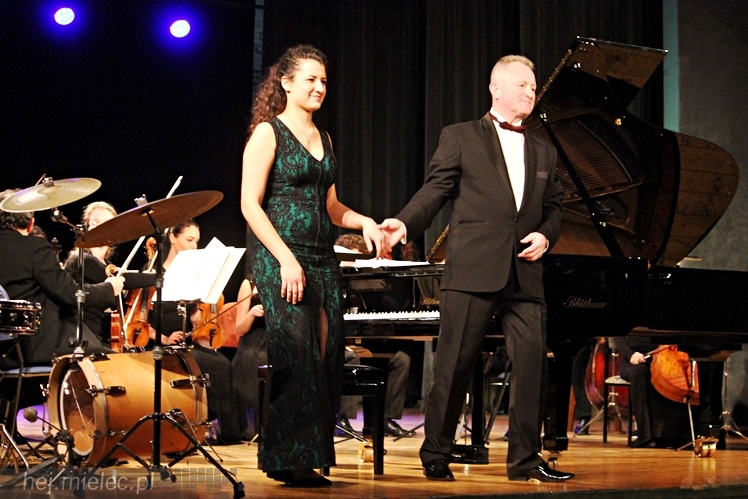 Swingujący Chopin w Mielcu. Wystąpiła Lwowska Orkiestra Kameralna i grupa wyjątkowych solistów [ZDJĘCIA]