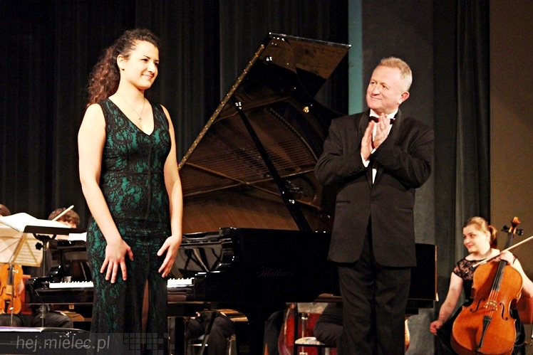 Swingujący Chopin w Mielcu. Wystąpiła Lwowska Orkiestra Kameralna i grupa wyjątkowych solistów [ZDJĘCIA]