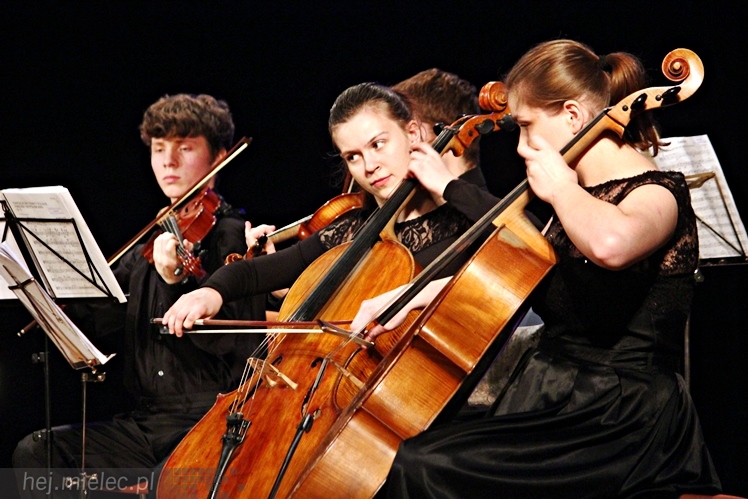 Swingujący Chopin w Mielcu. Wystąpiła Lwowska Orkiestra Kameralna i grupa wyjątkowych solistów [ZDJĘCIA]