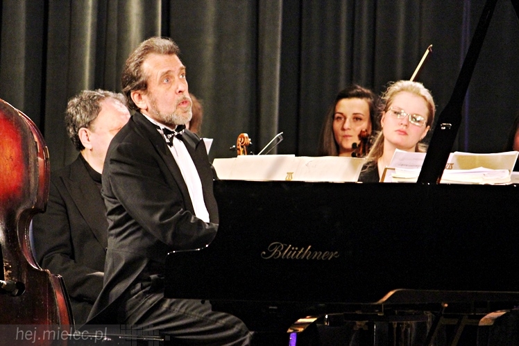 Swingujący Chopin w Mielcu. Wystąpiła Lwowska Orkiestra Kameralna i grupa wyjątkowych solistów [ZDJĘCIA]
