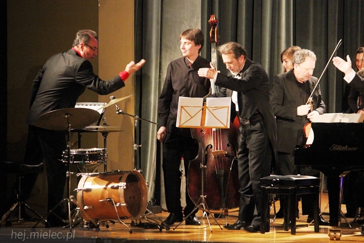 Swingujący Chopin w Mielcu. Wystąpiła Lwowska Orkiestra Kameralna i grupa wyjątkowych solistów [ZDJĘCIA]