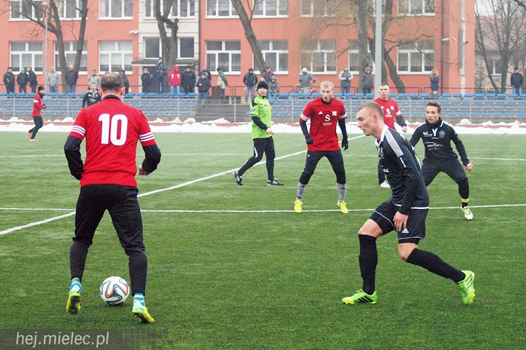 Wisła Sandomierz także poległa na sparingu w Mielcu