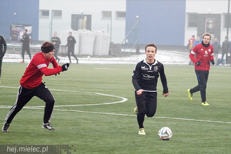 Wisła Sandomierz także poległa na sparingu w Mielcu