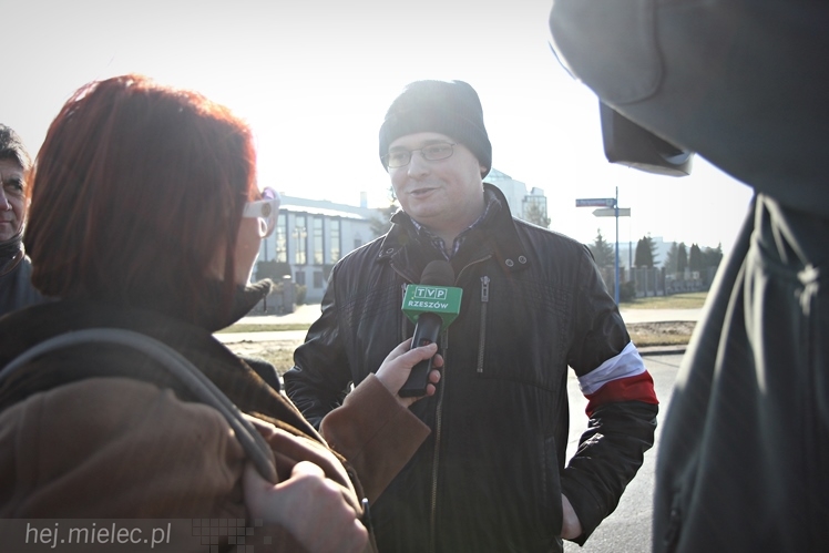 Kilkudziesięciu rolników protestowało na rondzie przy SSE Mielec