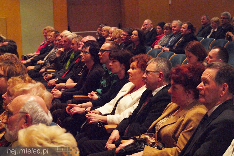 Artur Jaroń ze swoimi muzykami i solistami znów czarował mielczan