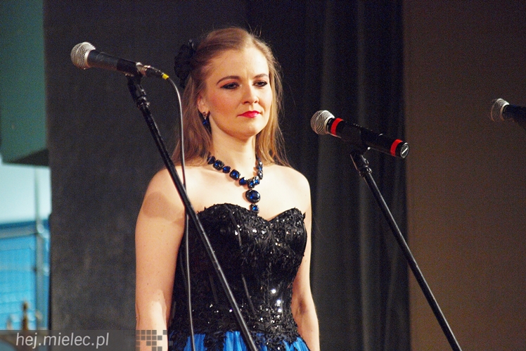 Artur Jaroń ze swoimi muzykami i solistami znów czarował mielczan