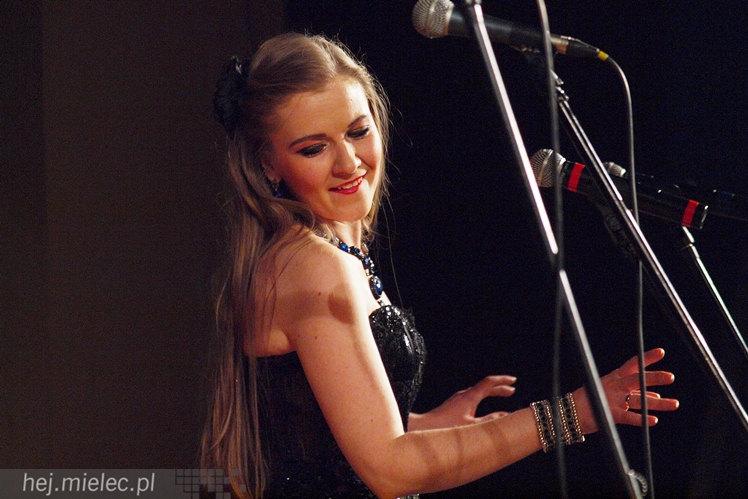 Artur Jaroń ze swoimi muzykami i solistami znów czarował mielczan