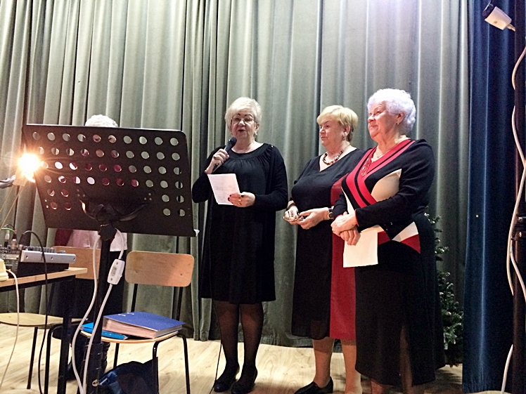 Spotkanie walentynkowe Klubu Seniora 