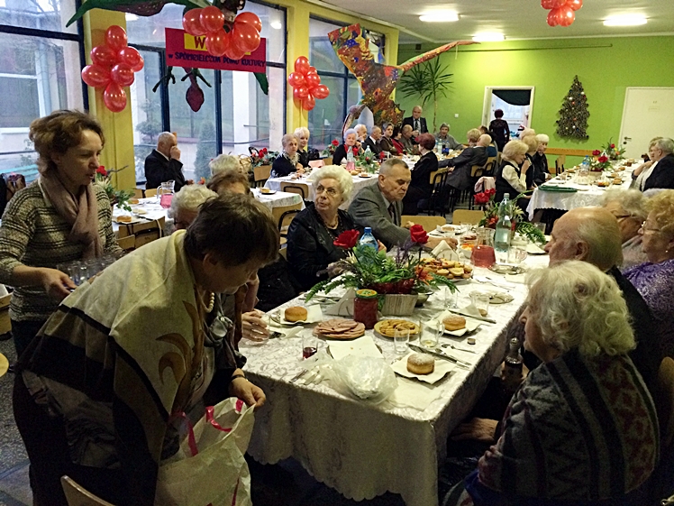 Spotkanie walentynkowe Klubu Seniora 