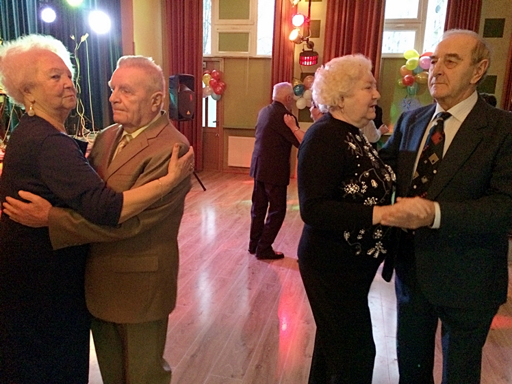 Spotkanie walentynkowe Klubu Seniora 