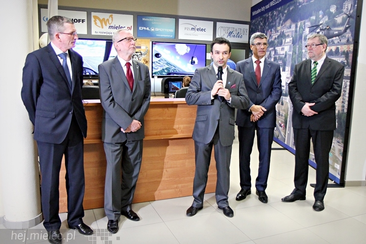 Otwarcie Młodzieżowej Akademii Umiejętności Technicznych ?Leonardo?