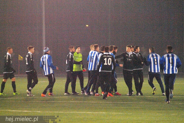 Sparing: lider z Krosna rozbity