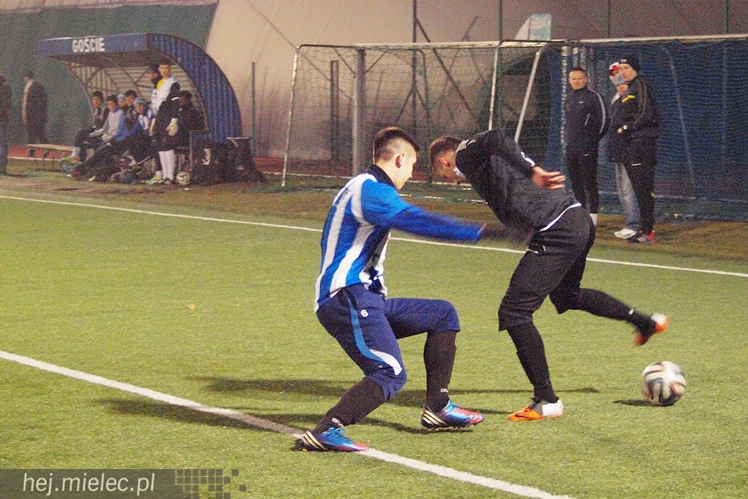 Sparing: lider z Krosna rozbity