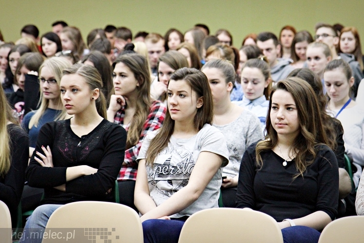 Międzynarodowy Dzień Języka Ojczystego w Mielcu - uroczystości w ZST