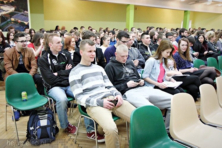 Międzynarodowy Dzień Języka Ojczystego w Mielcu - uroczystości w ZST