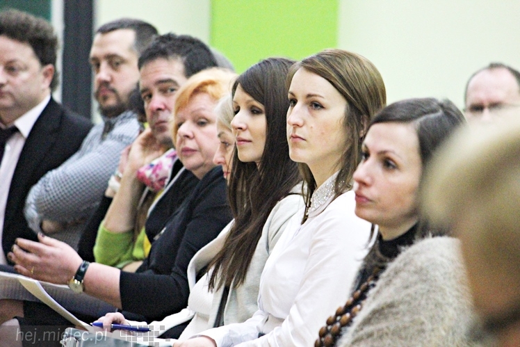 Międzynarodowy Dzień Języka Ojczystego w Mielcu - uroczystości w ZST