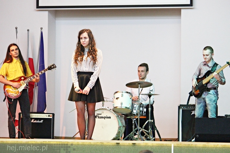 Międzynarodowy Dzień Języka Ojczystego w Mielcu - uroczystości w ZST