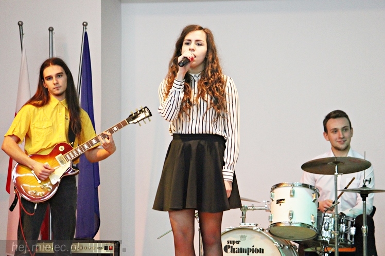 Międzynarodowy Dzień Języka Ojczystego w Mielcu - uroczystości w ZST