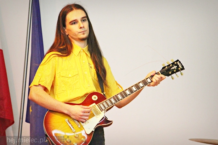 Międzynarodowy Dzień Języka Ojczystego w Mielcu - uroczystości w ZST