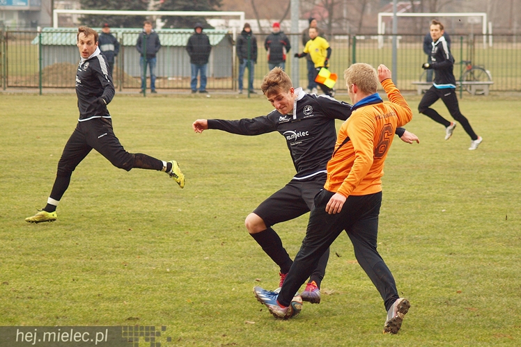 Na grząskiej murawie 1:0 ze Stalą Kraśnik