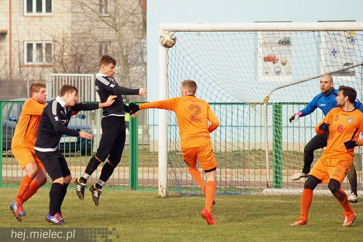 Na grząskiej murawie 1:0 ze Stalą Kraśnik