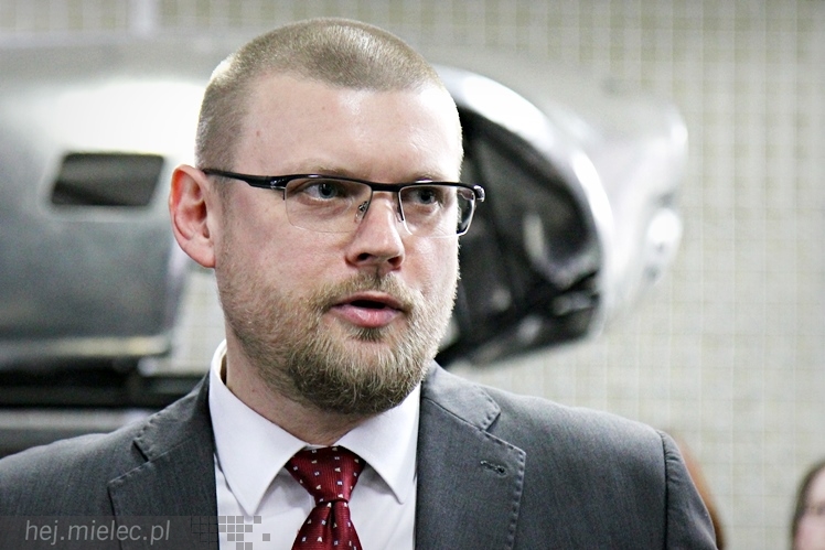 Konferencja prasowa Janusza Korwin-Mikke o specjalnych strefach ekonomicznych