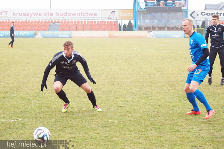 Lider 1 ligi nie złamał Stali Mielec. Biało-Niebiescy kończą sparingi bez porażki