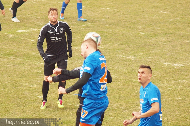 Lider 1 ligi nie złamał Stali Mielec. Biało-Niebiescy kończą sparingi bez porażki
