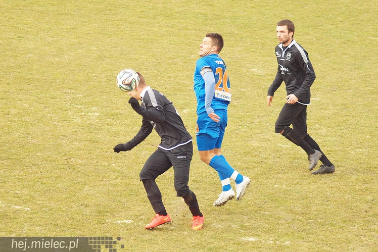 Lider 1 ligi nie złamał Stali Mielec. Biało-Niebiescy kończą sparingi bez porażki