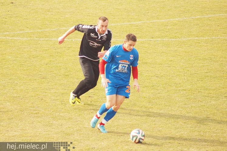 Lider 1 ligi nie złamał Stali Mielec. Biało-Niebiescy kończą sparingi bez porażki