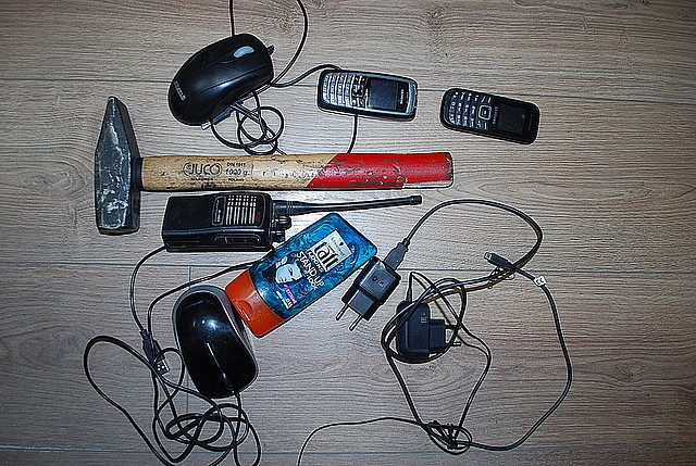 Policjanci poszukują właścicieli przedmiotów pochodzących z włamań