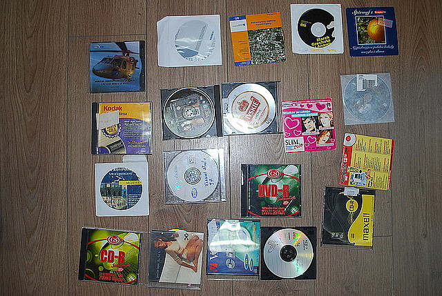 Policjanci poszukują właścicieli przedmiotów pochodzących z włamań