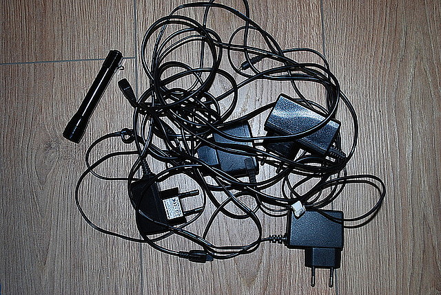 Policjanci poszukują właścicieli przedmiotów pochodzących z włamań