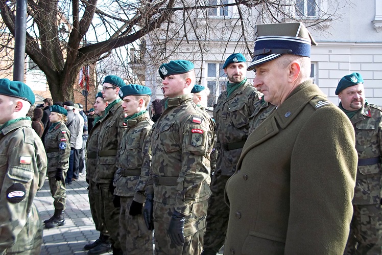 Mielecki ?Strzelec? na uroczystościach 96. rocznicy śmierci płk. Leopolda Lisa-Kuli