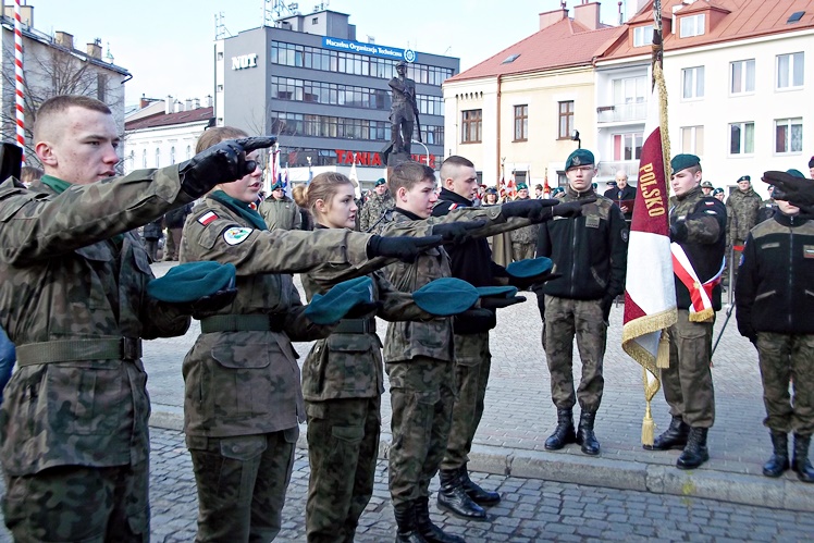 Mielecki ?Strzelec? na uroczystościach 96. rocznicy śmierci płk. Leopolda Lisa-Kuli