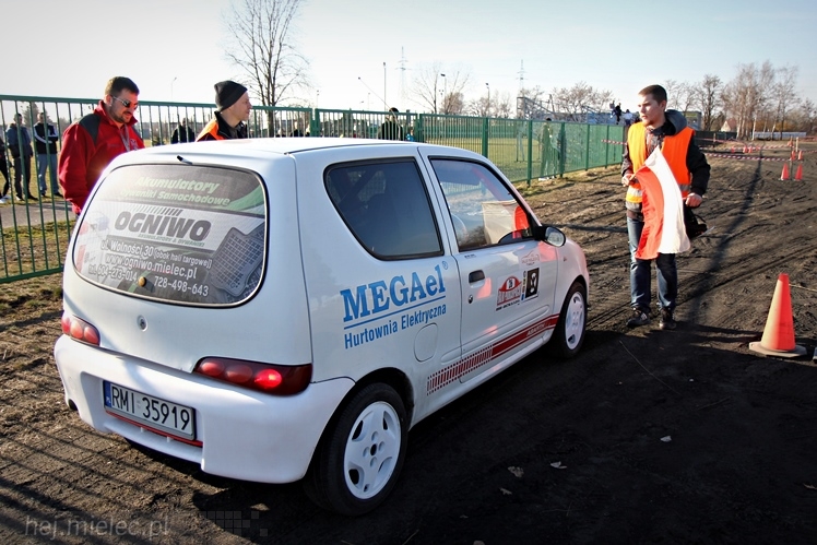 Brunetki, Blondynki z Automobilklubem Mieleckim. Motoryzacyjne Święto Kobiet
