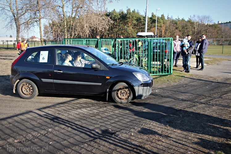 Brunetki, Blondynki z Automobilklubem Mieleckim. Motoryzacyjne Święto Kobiet