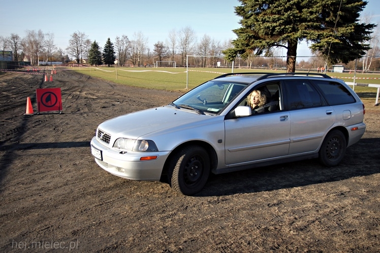 Brunetki, Blondynki z Automobilklubem Mieleckim. Motoryzacyjne Święto Kobiet