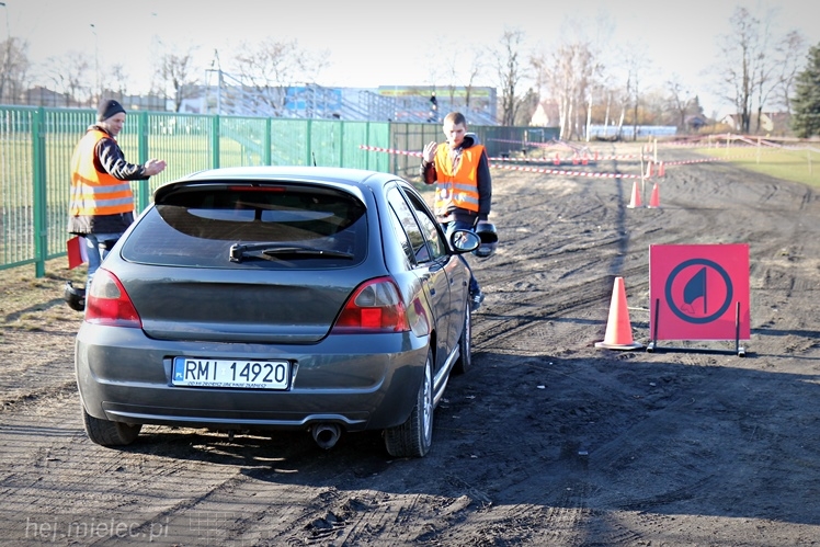 Brunetki, Blondynki z Automobilklubem Mieleckim. Motoryzacyjne Święto Kobiet