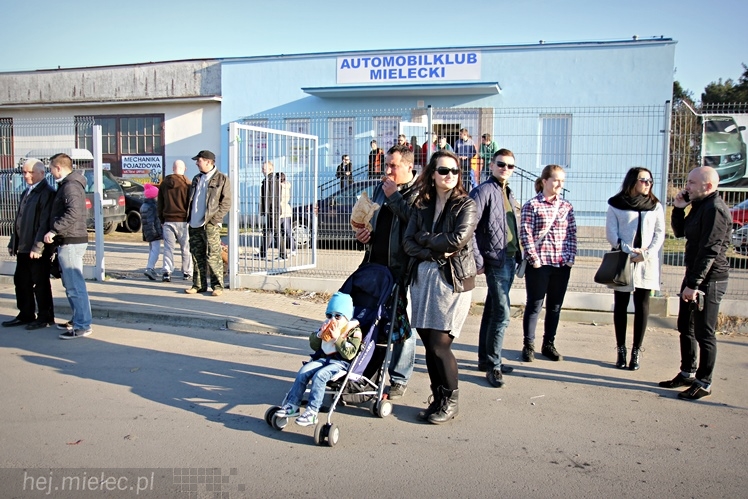 Brunetki, Blondynki z Automobilklubem Mieleckim. Motoryzacyjne Święto Kobiet
