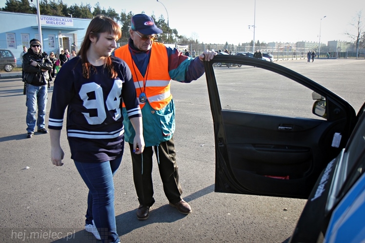 Brunetki, Blondynki z Automobilklubem Mieleckim. Motoryzacyjne Święto Kobiet